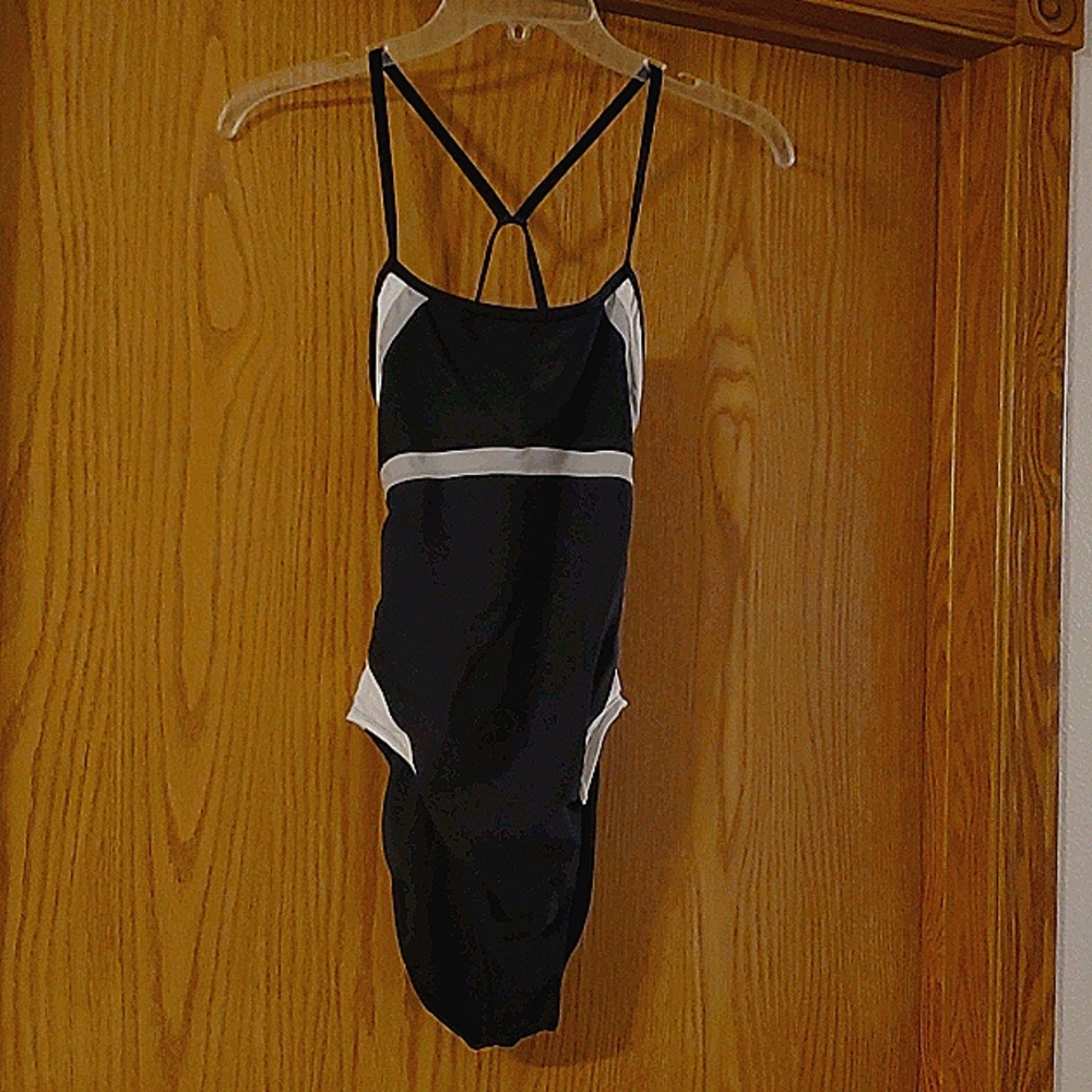 🧞‍♀️Nike One Piece Swim Suit🧞‍♀️